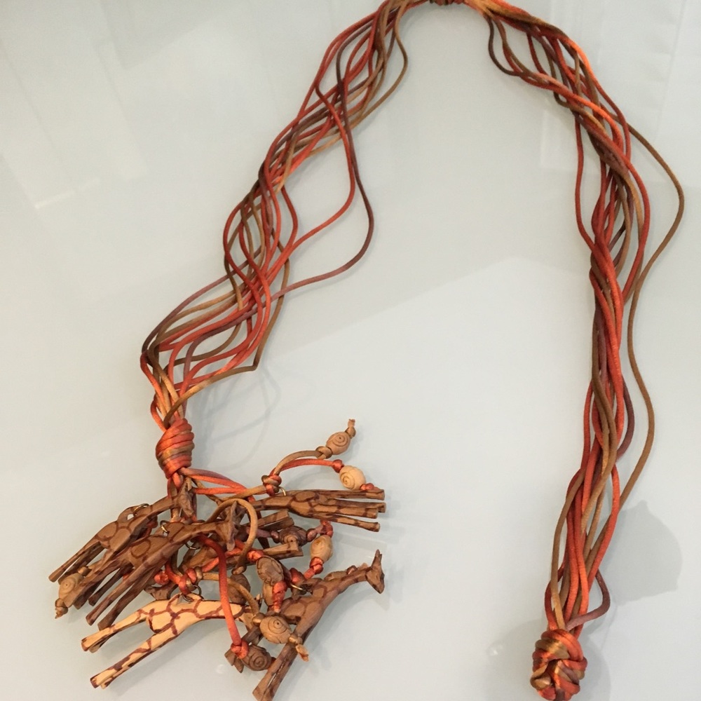 Giraffe cord belt